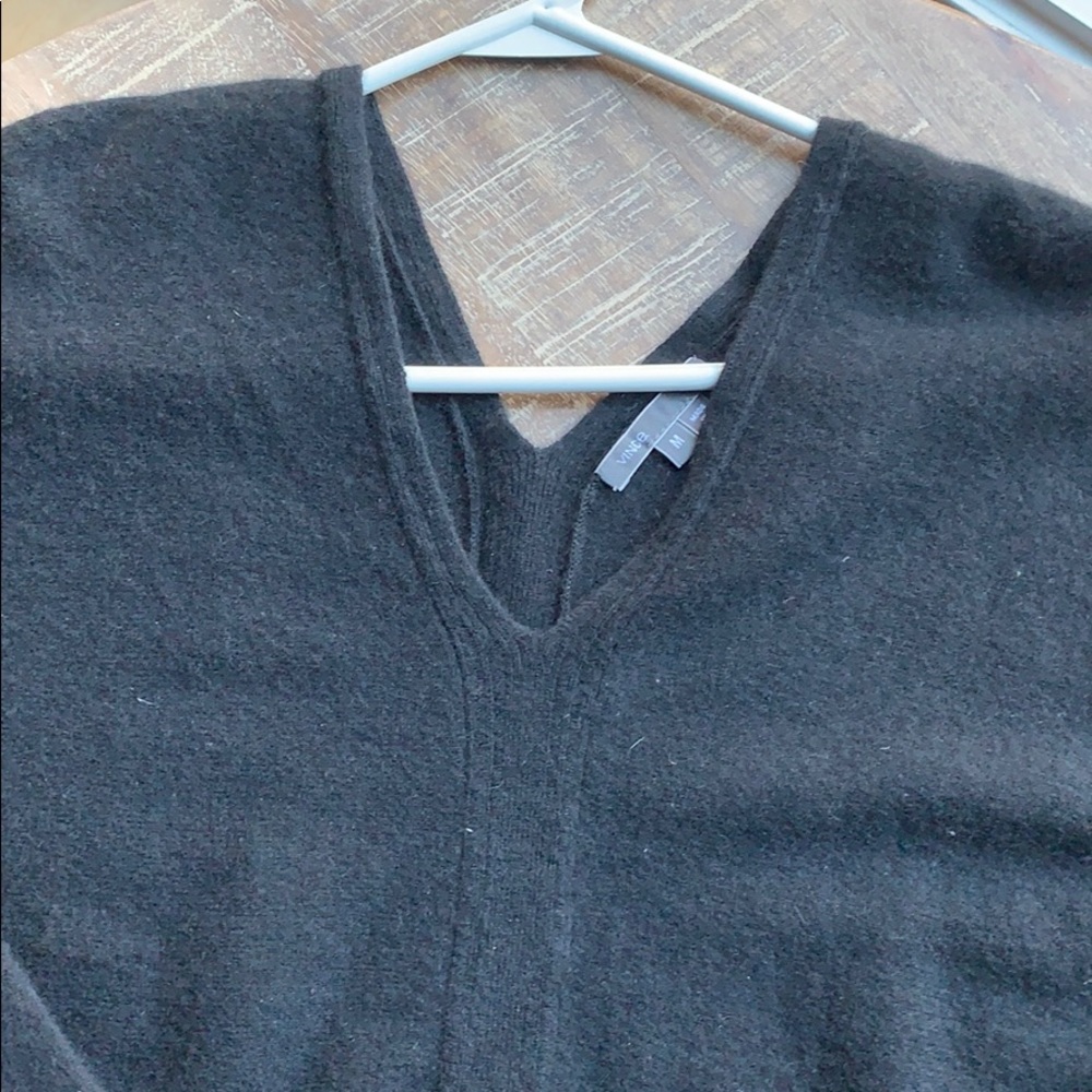 Vince 100% Cashmere top! Flattering V neck design.